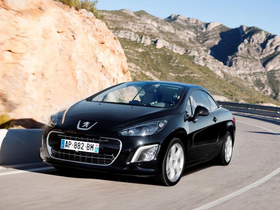  Peugeot 308 CC 2011 года  (фото 19 из 22)